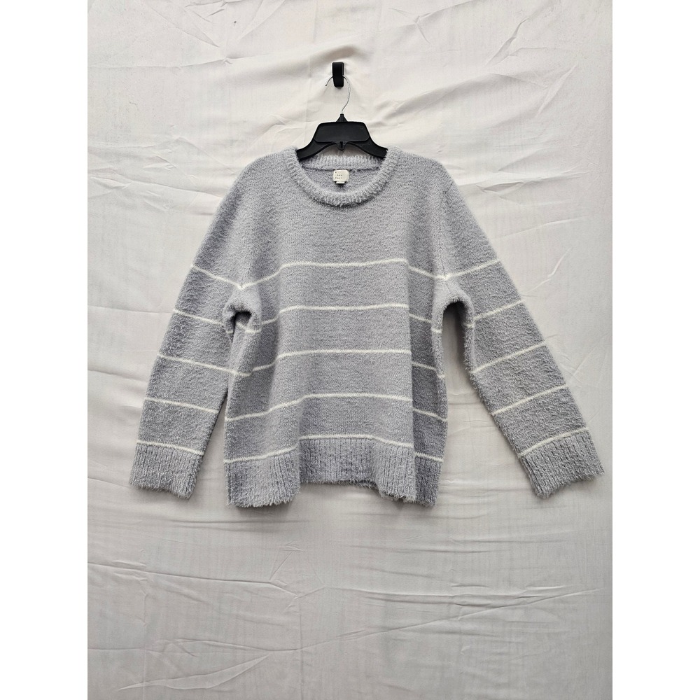 A New Day Womens XXL‎ Grey White Striped Fuzzy Crewneck Sweater 018142814